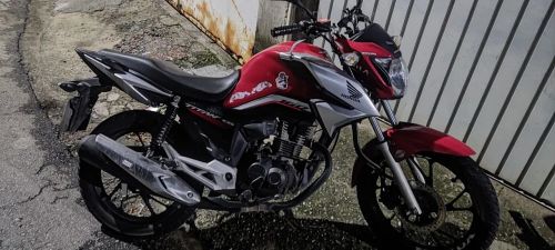 Titan 160 2022 único dono.