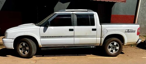 Chevrolet S10 2.8 Executive Cab. Dupla 4x4 4p