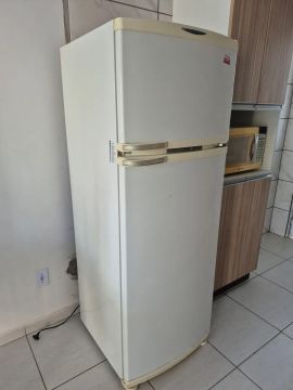 Geladeira Duplex em ótimo estado!