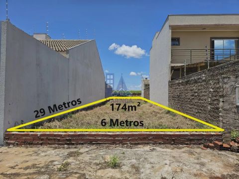 Meio terreno a venda, documento individual, plano, pronto para construir,  Ecovalley, Sara