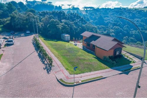 Terreno de 446,09m² | Condomínio Vila Das Columbeas