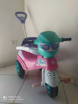 Triciclo infantil 