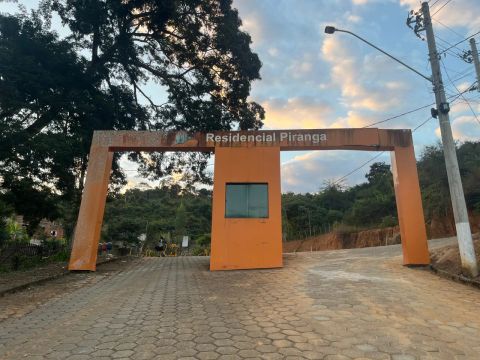 Lote na Cidade de Piranga 360 m2 com linda vista