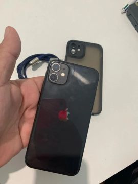 iPhone 11 Preto 64Gb