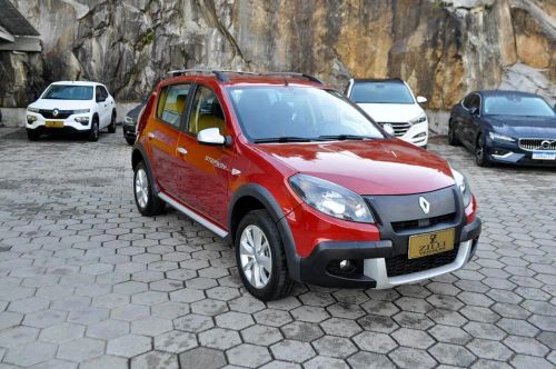 SANDERO STEPWAY 1.6 MT  VERMELHA 2013/2013