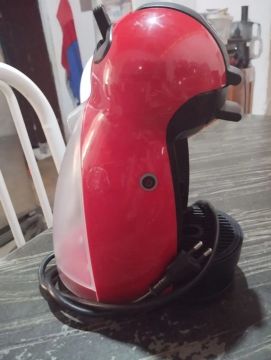 Máquina de Café Nespresso - Vermelha