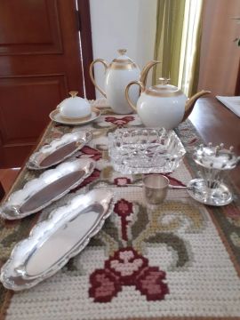 Lote de peças - Porcelana/ Cristal e Prata