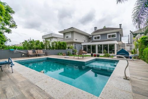 Venda de Casa em Condomínio em Porto Alegre-RS, bairro Terra Ville com 272m² Área Const.