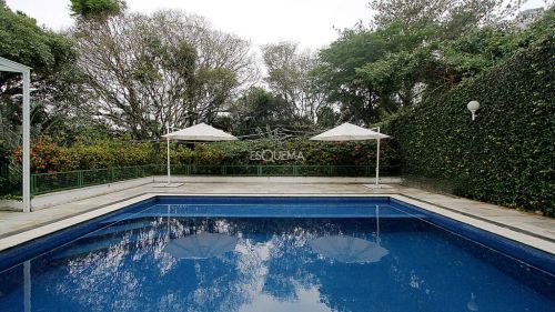 Casa moderna próxima ao Shopping Cidade Jardim