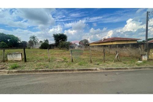 Terreno de 621m² em uma excelente localização na região central de Mogi Mirim
