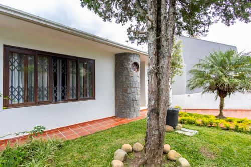 Casa - São Lourenço / Abranches