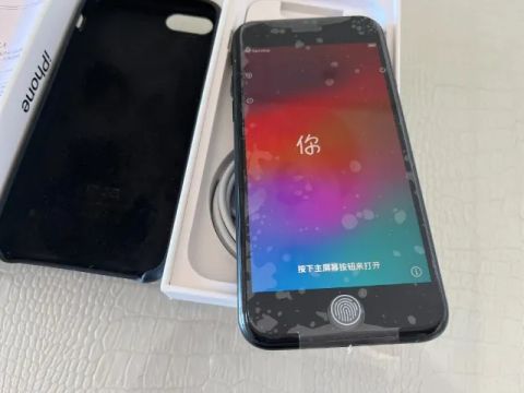 Só venda Apple Iphone SE TERCEIRA geração, Processador A15 256Gb , com Caixa e nota fiscal