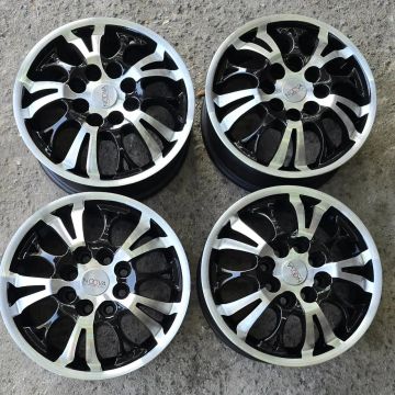 Jogo de Roda aro 13 Multifuro Fiat Ford GM VOLKS Renault 