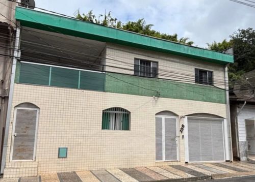 1 casa com 1 apartamento a venda Timirim