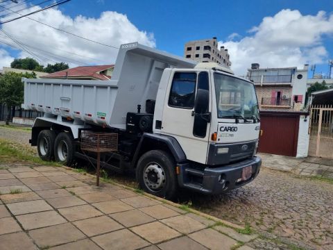 Ford Cargo 2428 / 4532 ano 2009 Basculante 