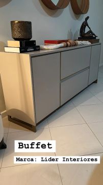 Buffet laqueado, cor cinza bege (quinoa), marca Lider, lindo 