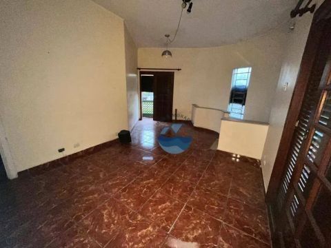 SOBRADO COMERCIAL DE ESQUINA  200M² - CAMPO GRANDE