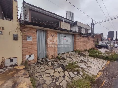 Casa em Lagoa Nova