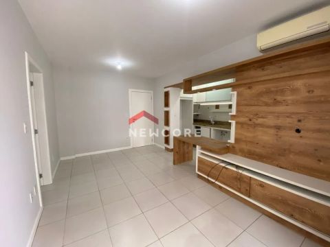Apartamento em Rua Eugênio Portela - Barreiros - São José/SC