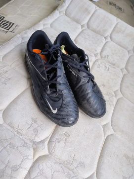 Chuteira NIKE Phantom GX