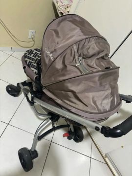 Carrinho de bebê kiddo