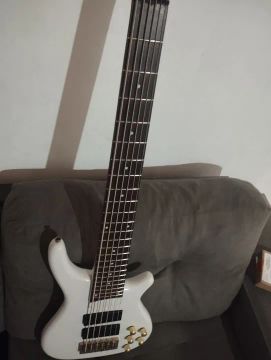 Bass impecável strimberg 6 ativo nada a fazer já regulado elétrica top 