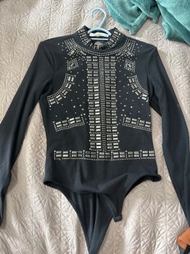 Body preto com pedraria 