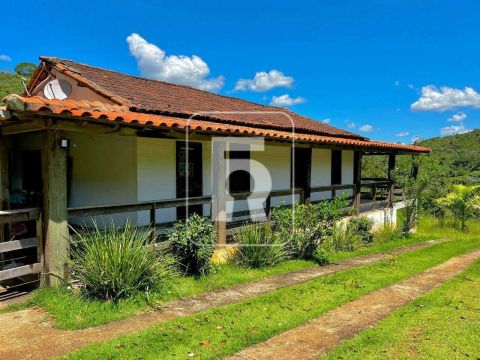 Sítio à venda, 4 quartos, Centro - Piranga/MG