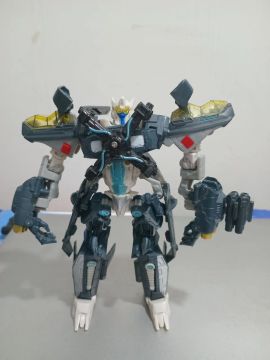 Transformers - skyhammer - Brinquedo Robô