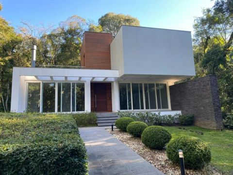 Casa de condomínio em Waldemar Frederico Weber - Mato Queimado - Gramado/RS