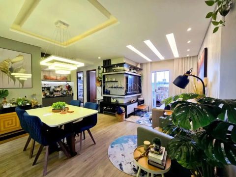 APARTAMENTO com 3 dormitórios à venda por R$ 670.000,00 no bairro Água Verde - CURITIBA / 