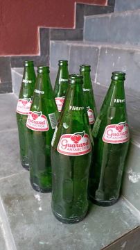 Garrafas Guaraná Antárctica 1 litro retornável (4 unidades)