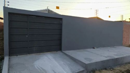 ? Casa à Venda no Bairro Torquato Neto, Teresina!