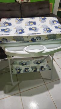 Banheira com Trocador Galzerano semi Nova
