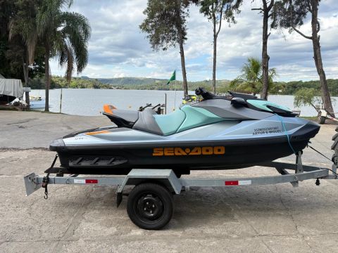 Jet Ski SeaDoo GTi 170 SE + Carreta Rodoviária 