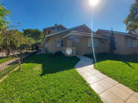 Casa 4 dormitórios para vender ou alugar Camobi Santa Maria/RS