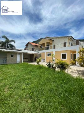 ALUGO CASA 3 QUARTOS 2 SUÍTES EM VARGEM PEQUENA