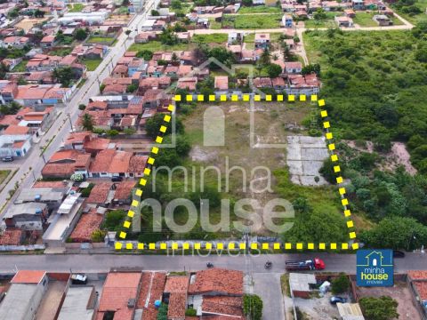 TERRENO 7.732,32 M² NA ZONA NORTE DE NATAL