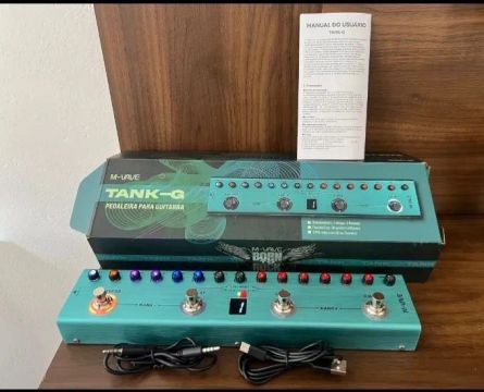 Pedaleira para Guitarra M-Wave Tank-G Nova