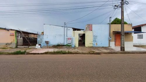 900m2 c/ 8 kitnets na 7 de Setembro