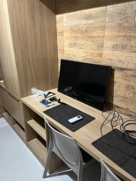 STUDIO MOBILIADO