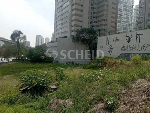 EXCELENTE TERRENO DE ESQUINA EM AVENIDA ,ÓTIMA LOCALIZAÇÃO