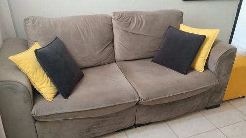 Sofá 2 lugares 