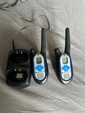 Rádio Motorola Talkabout FV500 12 km 2 vias 22 canais/121 códigos