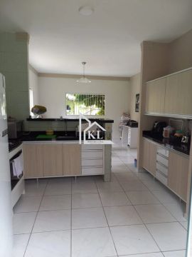 Casa Dúplex - 3 Quartos - Ventilada - 190M2 - Ótima Localização - Cidade Verde