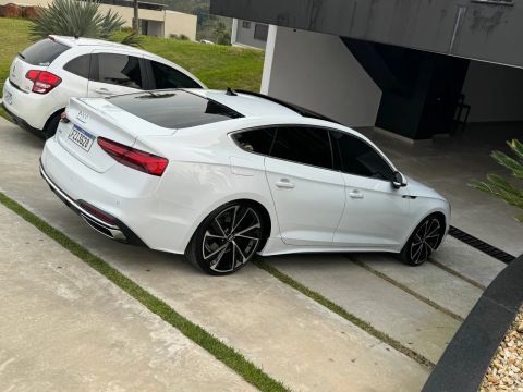 Audi a5 2021 impecável sem retoque de pintura.