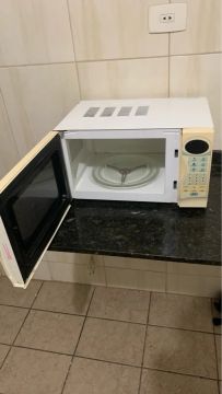 Micro-ondas em ótimo estado
