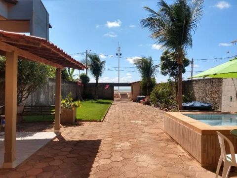 Lote na Nova Litorânea (praia do Olho Dagua) incrível localização-pequena área construída