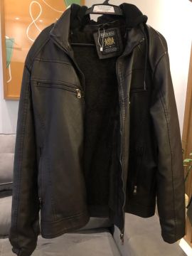 Jaqueta de Couro Masculina - Estilo, Conforto e Durabilidade!