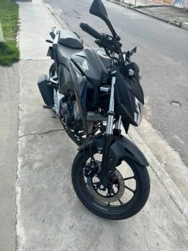 CB 300